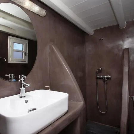 Il Sole Di Juljan Willa Ornos (Mykonos)