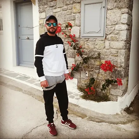 Il Sole Di Juljan Орнос