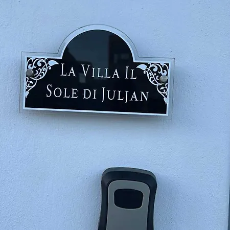 빌라 Il Sole Di Juljan